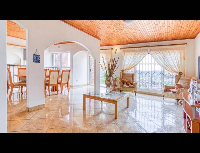 3 BEDROOM HOUSE FOR SALE IN GLENVISTA